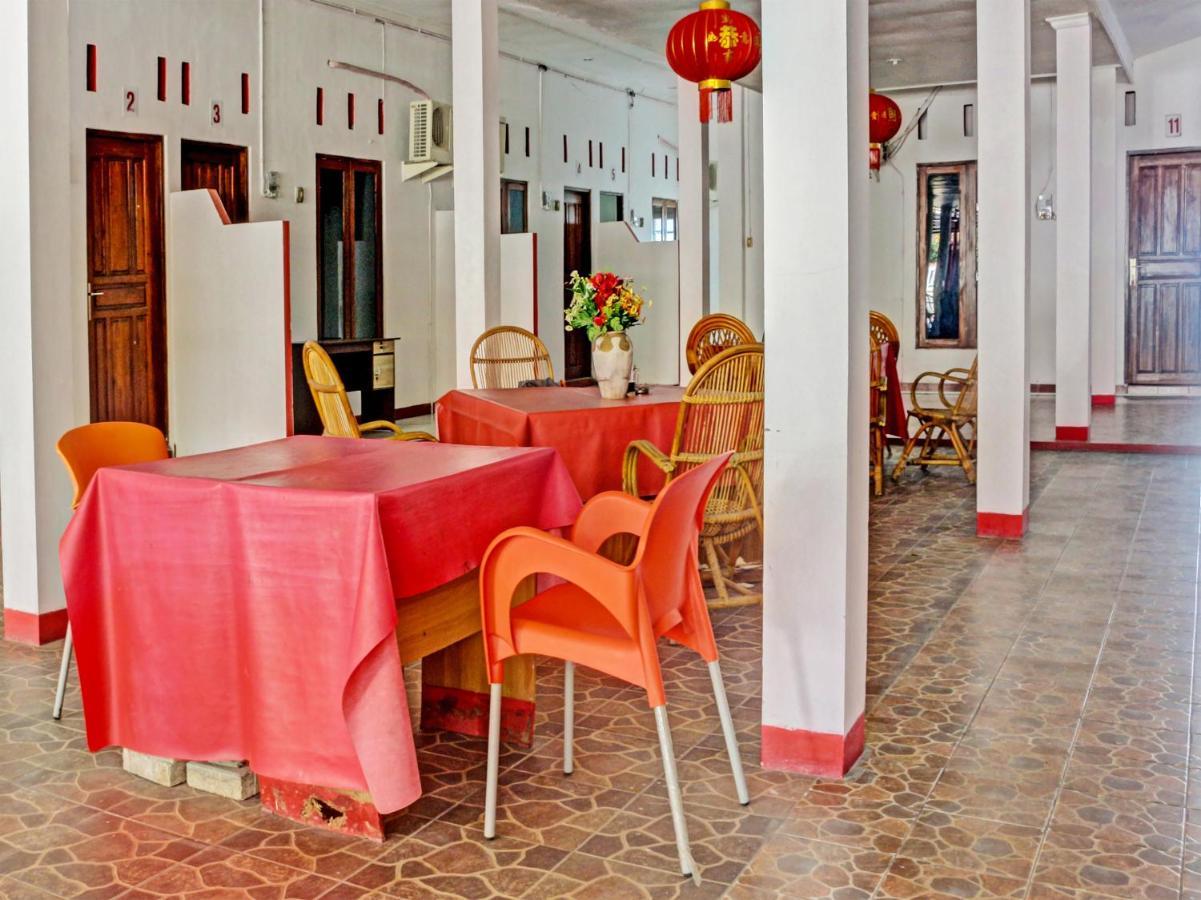 Oyo 91416 Puri 88 Homestay Kupang  Exteriör bild