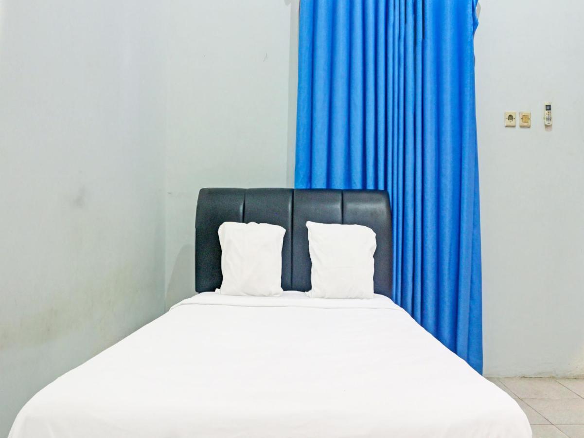 Oyo 91416 Puri 88 Homestay Kupang  Exteriör bild