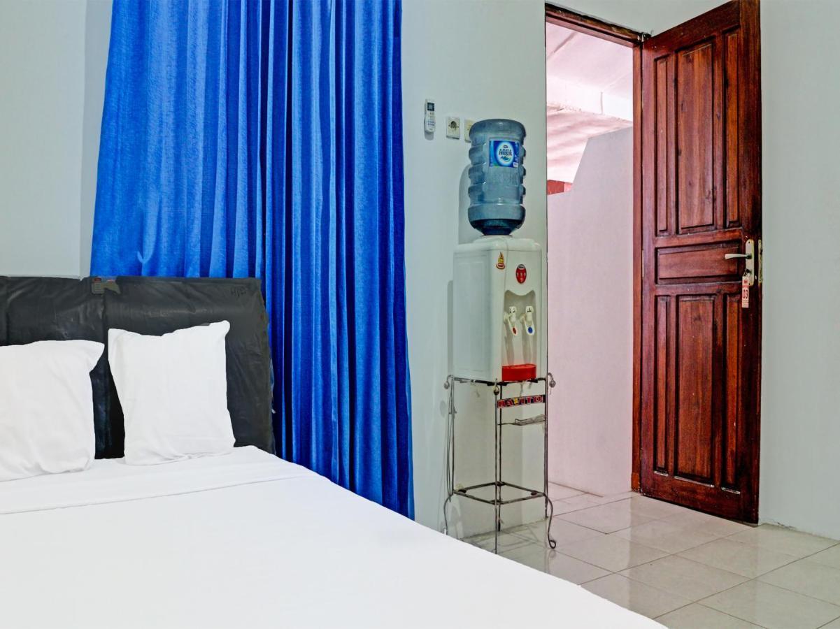 Oyo 91416 Puri 88 Homestay Kupang  Exteriör bild